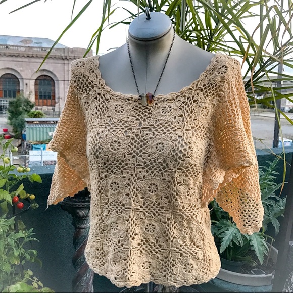 Albee Tops - DONATED-Hippie chic crotchet top